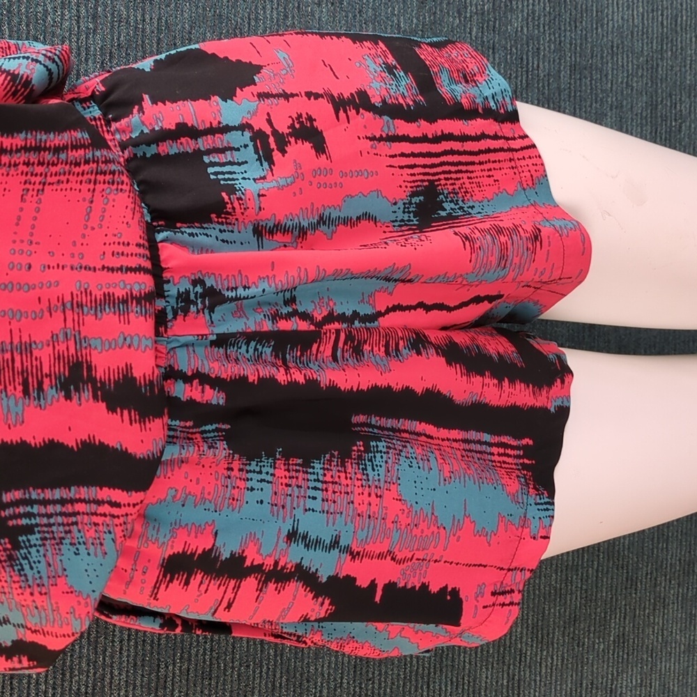 Fabletics Liza Romper In Heatwave Pattern - Picture 4 of 15